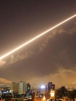 قصف صاروخي إسرائيلي يستهدف مطاراً عسكرياً في ريف حمص