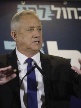 غانتس  واسرائيل  وايران  