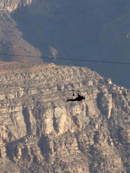 تحطم طائرة امارتية في جبل جيس 