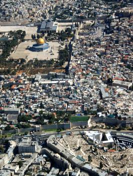 إسرائيل تجري اتصالات مع 10 دول لنقل سفاراتها إلى القدس