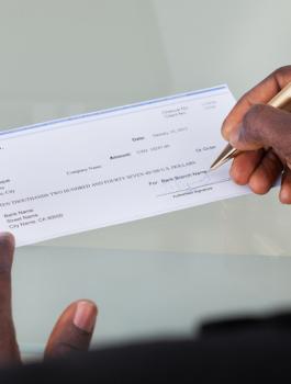 الشيكات الراجعة 