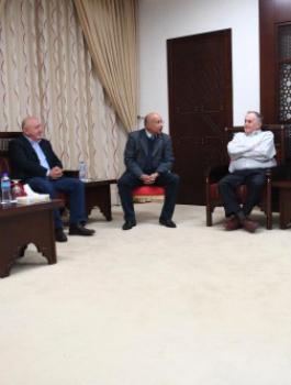 الرئيس ووفد اسرائيلي 