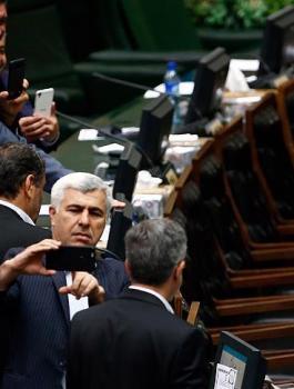 برلماني إيراني يعتذر عن 