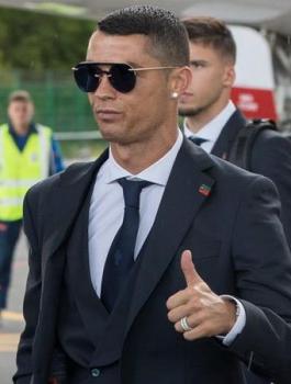 رونالدو وبيريز 