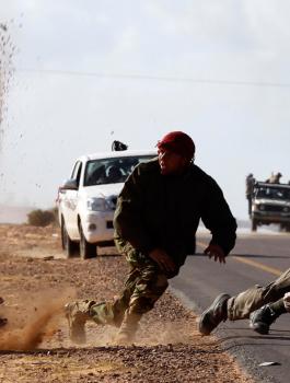 داعش استولى على 835 مليون دولار من مصارف عراقية