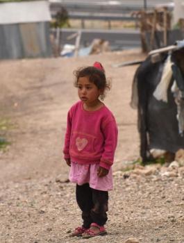 تاجيل هدم الخان الاحمر 