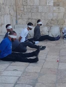 ابعاد شبان عن المسجد الاقصى المبارك 