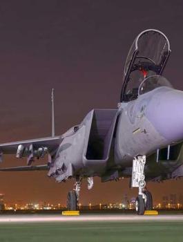 قطر تشتري طائرات من طراز F15