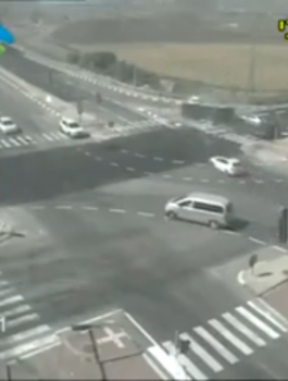 اصابات في حادث سير حافلة تقل أسرى فلسطينيين 