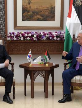 وفد كوري جنوبي في رام الله 