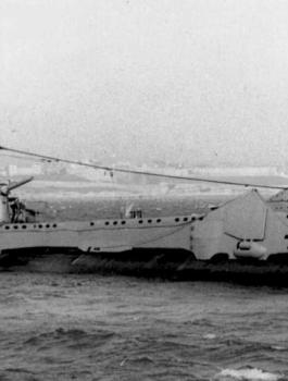 غواصات هتلر 