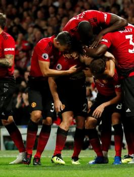 مانشستر يونايتد يحقق الفوز على ليستر سيتي 