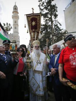 Easter-Holy-Fire-Bethlehem-Wisam-Hashlamoun