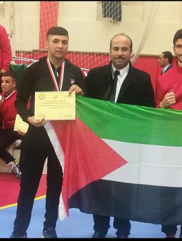 فلسطين تحصد برونزية في البطولة العربية الرابعة للملاكمة للشباب في القاهرة