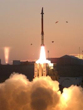 اسرائيل تحصن مبانيها من الصواريخ والزلازل 