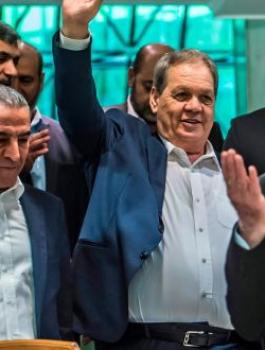 وفد من فتح يلتقي بوزير المخابرات المصري 