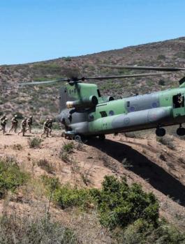 الصين والبحرية الامريكية 