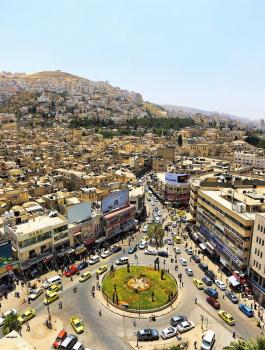 اغلاق فندق في نابلس 