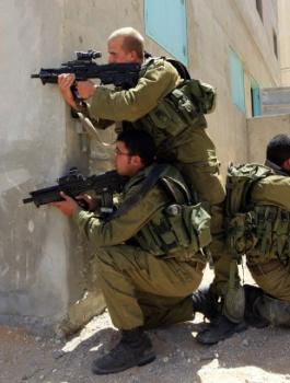 مناورة للجيش الاسرائيلي في غلاف غزة 