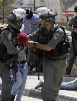 التنكيل بالاسرى الفلسطينيين 
