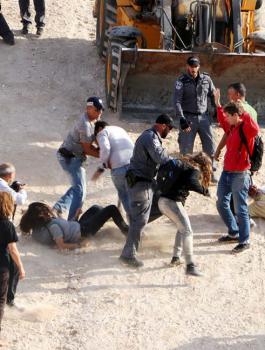 هدم الخان الأحمر في القدس 