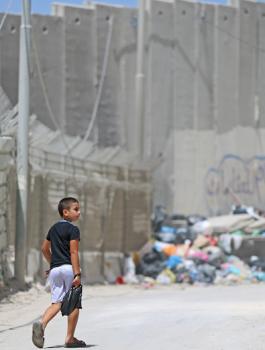 اسرائيل تعتزم نقل قرى مقدسية لسيطرة السلطة