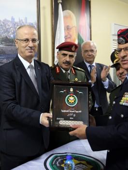  حفل تخريج الفوج الأول من طلاب أكاديمية الضباط الفلسطينية