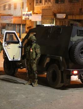 القبض على مطلوبين في الخليل 