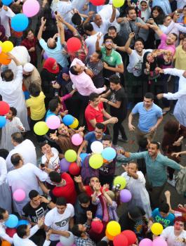 تحديد موعد عيد الفطر