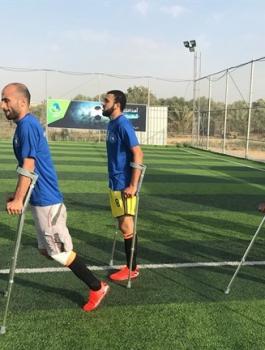 فريق كرة قدم لمبتوري الأطراف برصاص وصواريخ الاحتلال في غزة
