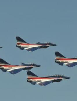 طائرات صينية مقاتلة 