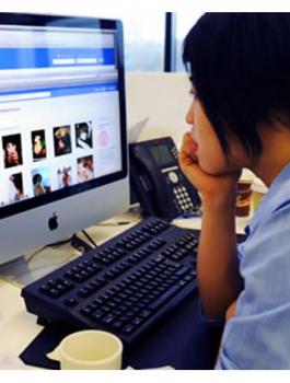 فيسبوك والصور العارية 