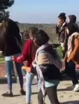 اعتقال ثلاث طالبات من مدرسة بيتونيا 