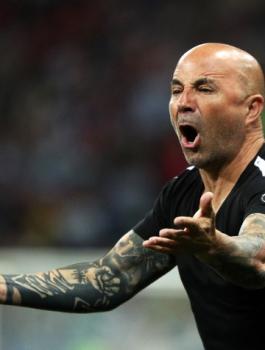 الاتحاد الأرجنتيني يدرس إقالة سامباولي قبل مباراة نيجيريا 