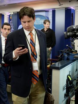 منع منظمات اعلامية من افادة صحفية بامريكا