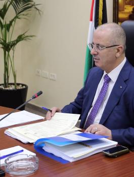 الحكومة وحماس 