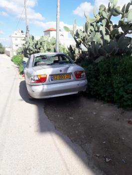 اتلاف مركبات غير قانونية بالضفة الغربية 