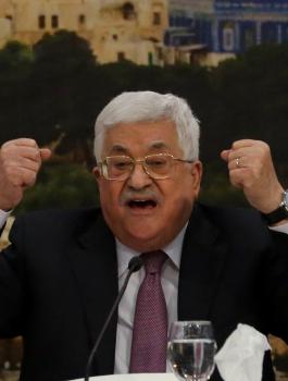 الرئيس عباس يصف السفير الاميركي بـ"ابن كلب"