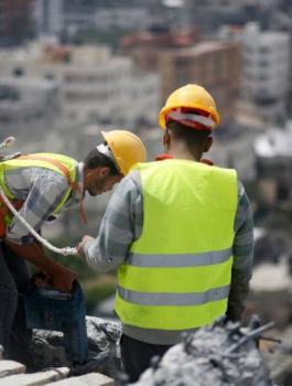 9c9b40cb5fd56b8d4393239f9ac2b4d91afbdb86