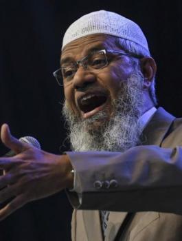 الداعية الهندي ذاكر نايك 