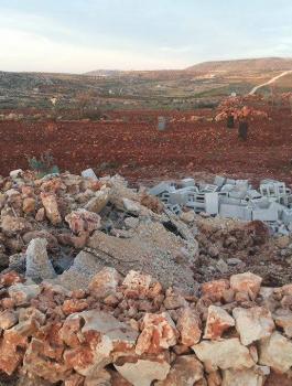 هدم في قصرة 