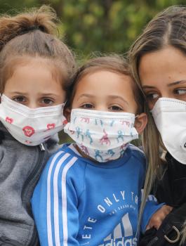 الاطفال وفيروس كورونا 