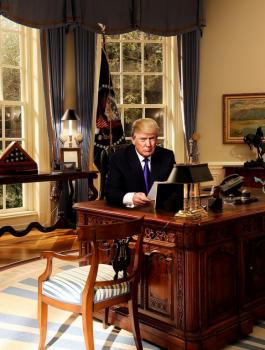  المستشار الإستراتيجي للرئيس الأميركي: رئاسة ترامب انتهت