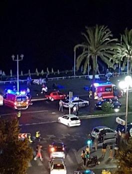 مقتل 30 شخصا في فرنسا 