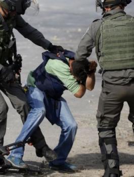 الاحتلال يعتقل مصور صحافي 