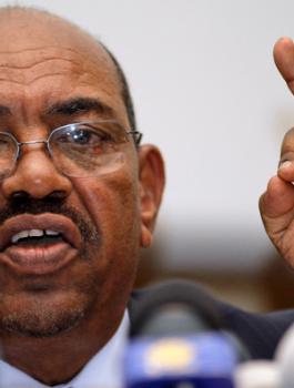 البشير والاحتجاجات في السودان 