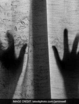 تهم القتل والاغتصاب 