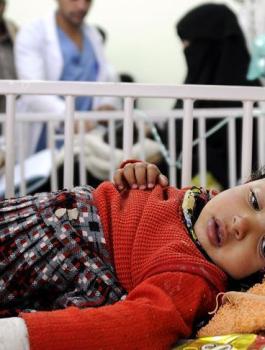 مساعدات طبية الى اليمن 