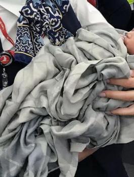 الخطوط التركية تتكفل بتعليم طفلة ولدت على متنها