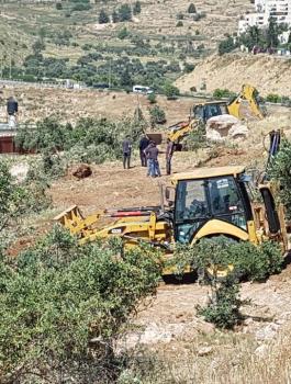 تجريف اراض في صور باهر بالقدس 